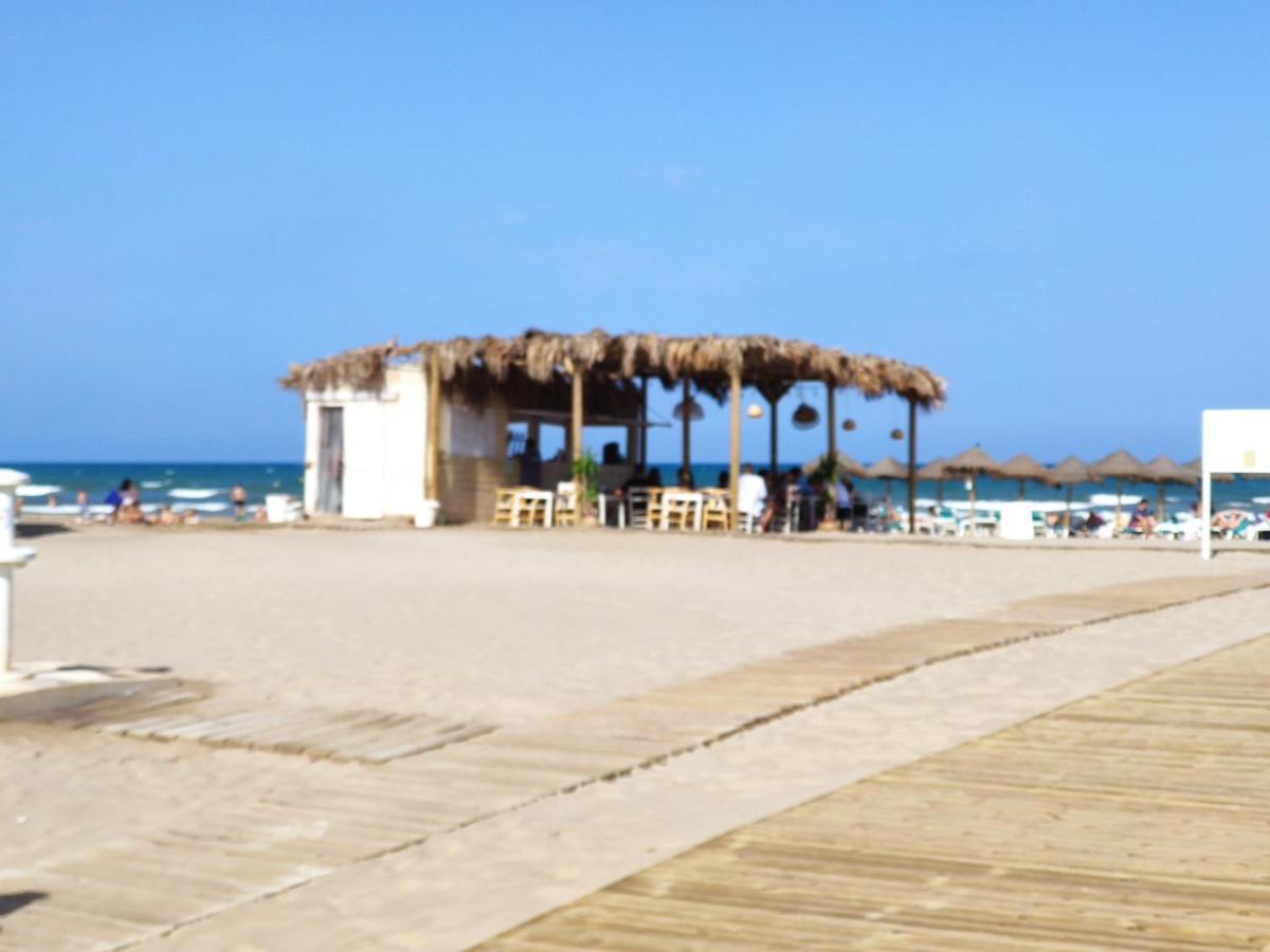 Apartamento Playa Валенсия Экстерьер фото